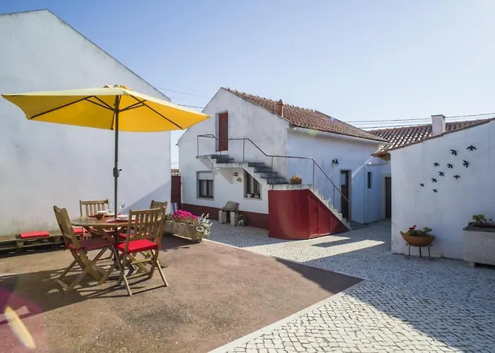 Casas Do Bárrio Alcobaça